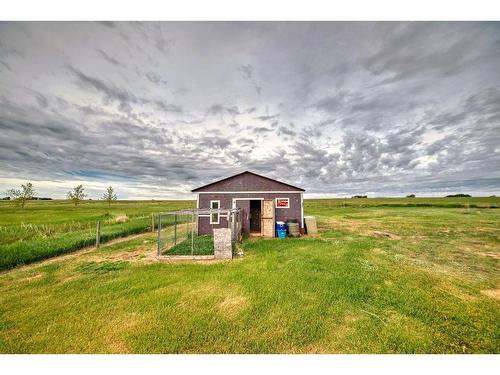 240045A Highway 1, Rural Wheatland County, AB - Outdoor