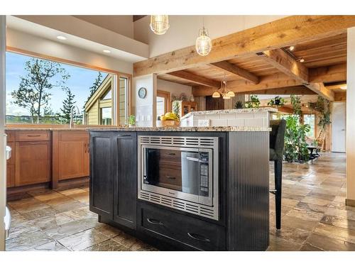 156 Toki Road, Rural Rocky View County, AB - Indoor Photo Showing Kitchen