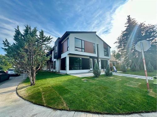 1953 13 Street Nw, Calgary, AB - Outdoor With Exterior