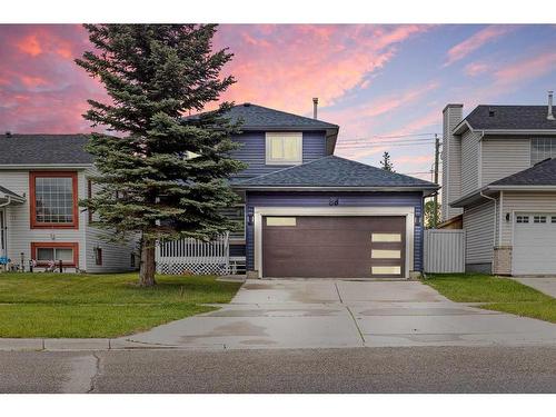 88 Riverglen Drive Se, Calgary, AB - Outdoor With Facade