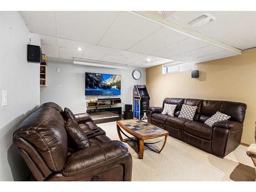 88 Riverglen Drive Se, Calgary, AB - Indoor Photo Showing Bathroom