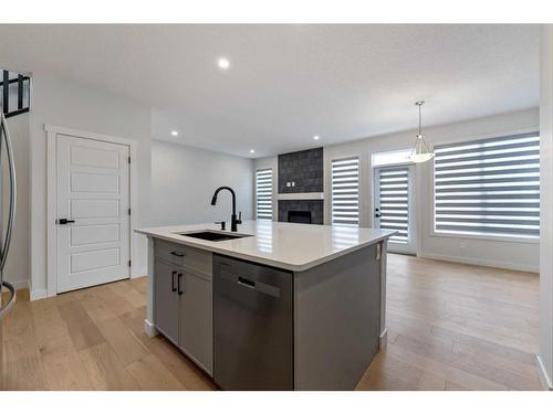 125 Creekstone Path Sw, Calgary, AB - Indoor Photo Showing Kitchen