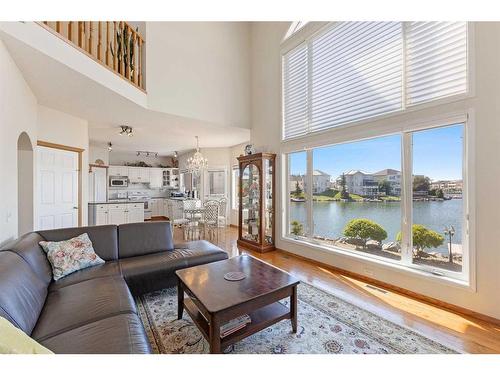 146 Coral Shores Cape Ne, Calgary, AB - Indoor Photo Showing Living Room