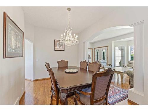 146 Coral Shores Cape Ne, Calgary, AB - Indoor Photo Showing Dining Room