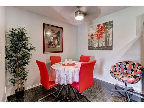 3021 Edenwold Heights Nw, Calgary, AB - Indoor Photo Showing Dining Room