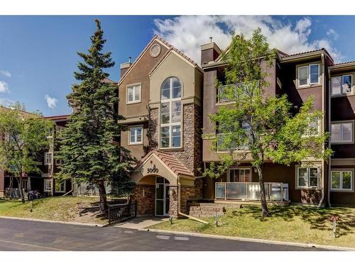 3021 Edenwold Heights Nw, Calgary, AB - Outdoor With Facade