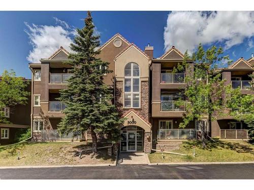 3021 Edenwold Heights Nw, Calgary, AB - Outdoor With Balcony With Facade
