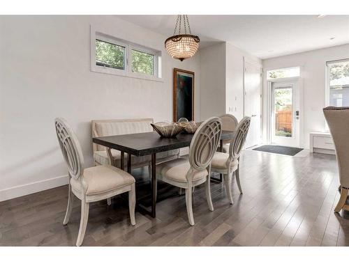 3147 35 Avenue Sw, Calgary, AB - Indoor Photo Showing Dining Room