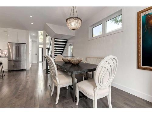 3147 35 Avenue Sw, Calgary, AB - Indoor Photo Showing Dining Room