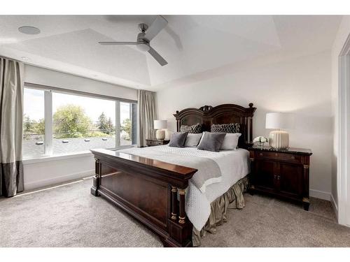 3147 35 Avenue Sw, Calgary, AB - Indoor Photo Showing Bedroom