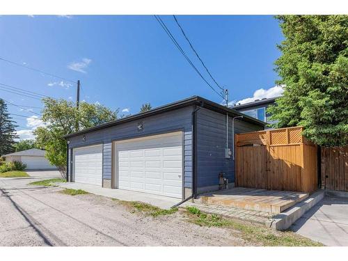 3147 35 Avenue Sw, Calgary, AB - Outdoor With Exterior