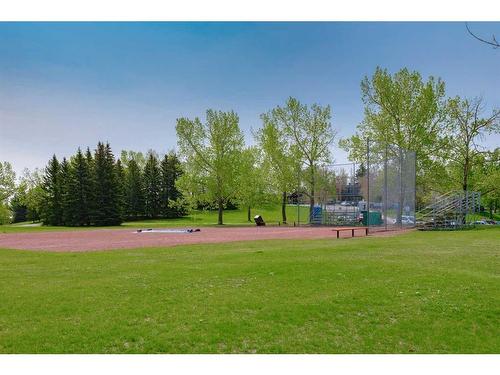 3147 35 Avenue Sw, Calgary, AB - Outdoor