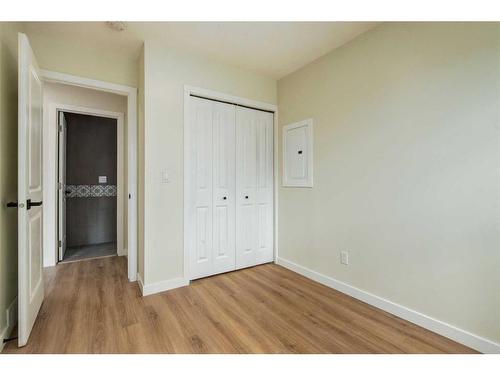 106 Abalone Crescent Ne, Calgary, AB - Indoor Photo Showing Other Room