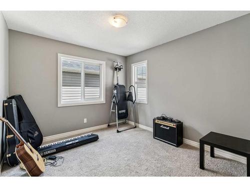 255 Nolan Hill Drive Nw, Calgary, AB - Indoor