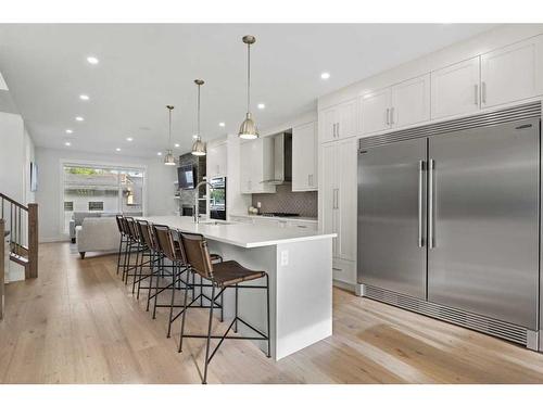 4325 13 Avenue Sw, Calgary, AB - Indoor Photo Showing Kitchen With Upgraded Kitchen