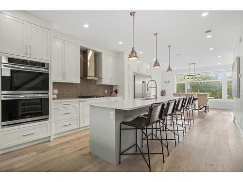 4325 13 Avenue Sw, Calgary, AB - Indoor Photo Showing Kitchen With Upgraded Kitchen