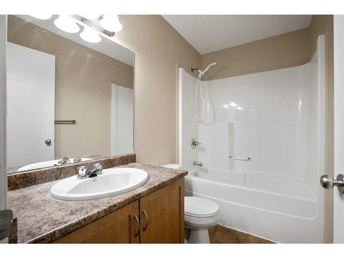 245 Mckenzie Towne Lane Se, Calgary, AB - Indoor Photo Showing Bathroom