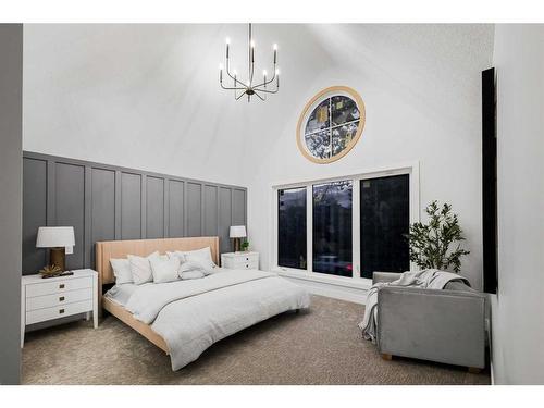 3725 Richmond Road Sw, Calgary, AB - Indoor Photo Showing Bedroom