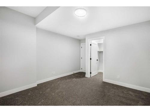 3725 Richmond Road Sw, Calgary, AB - Indoor Photo Showing Other Room