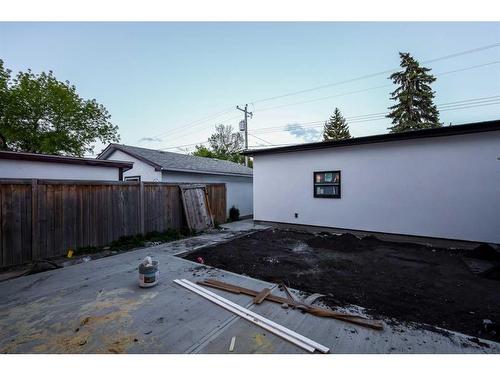 3725 Richmond Road Sw, Calgary, AB - Outdoor