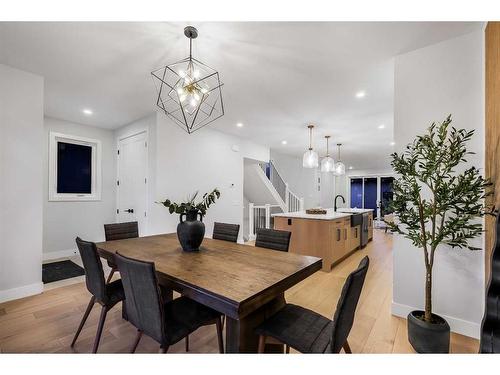 3725 Richmond Road Sw, Calgary, AB - Indoor Photo Showing Dining Room