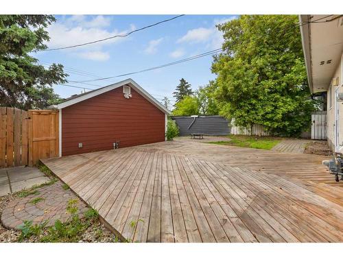 635 Arlington Drive Se, Calgary, AB - Outdoor With Deck Patio Veranda With Exterior