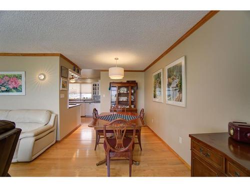 4908 8 Street West, Claresholm, AB - Indoor Photo Showing Dining Room