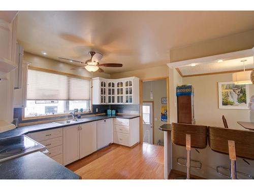 4908 8 Street West, Claresholm, AB - Indoor Photo Showing Kitchen