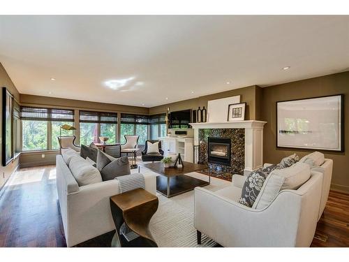 301 Elbow Park Lane Sw, Calgary, AB - Indoor Photo Showing Living Room With Fireplace