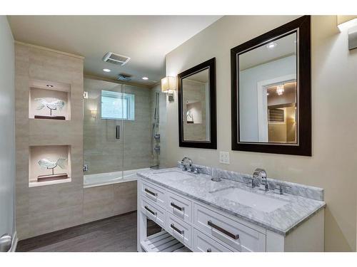 301 Elbow Park Lane Sw, Calgary, AB - Indoor Photo Showing Bathroom