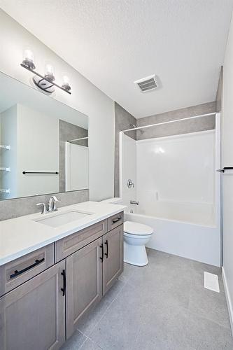 48 Shawnee Green Sw, Calgary, AB - Indoor Photo Showing Bathroom