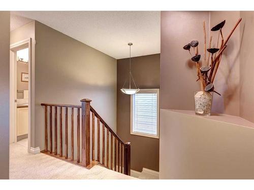 118 Cranberry Mews Se, Calgary, AB - Indoor Photo Showing Other Room