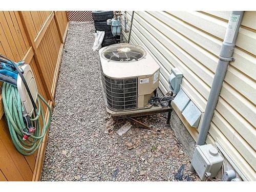 119 Prestwick Point Se, Calgary, AB -  Photo Showing Other Room