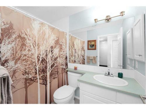 195 Sandstone Drive, Okotoks, AB - Indoor Photo Showing Bathroom