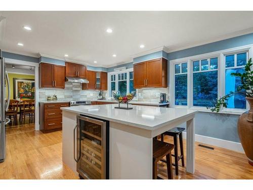 10616 Willowind Place Se, Calgary, AB - Indoor Photo Showing Kitchen