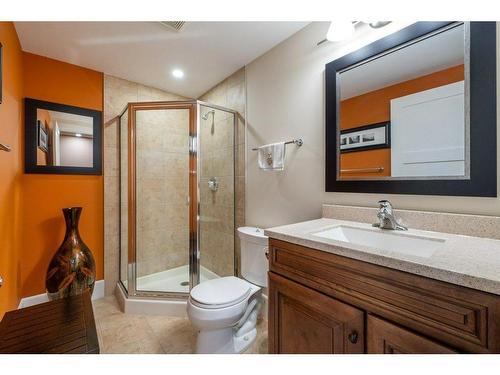 10616 Willowind Place Se, Calgary, AB - Indoor Photo Showing Bathroom