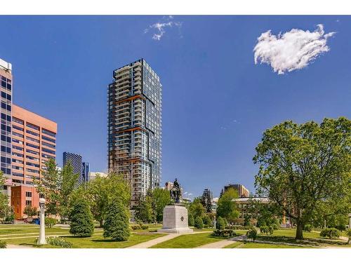 2507-310 12 Avenue Sw, Calgary, AB - Outdoor With Facade