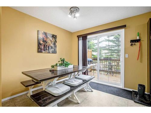 22 Country Village Gate Ne, Calgary, AB 