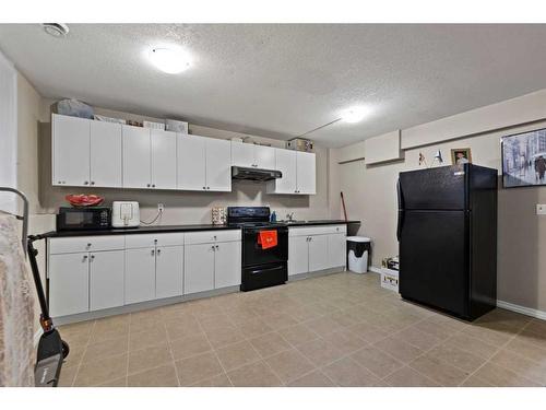 171 Taralake Way Ne, Calgary, AB - Indoor Photo Showing Kitchen