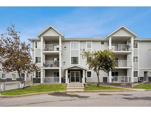 5101-5101 Valleyview Park Se, Calgary, AB - Outdoor With Facade