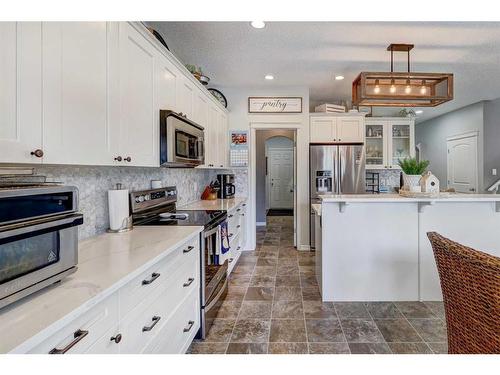 187 Reunion Close Nw, Airdrie, AB - Indoor Photo Showing Kitchen With Stainless Steel Kitchen With Upgraded Kitchen