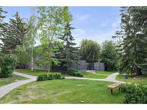 129-210 86 Avenue Se, Calgary, AB - Outdoor