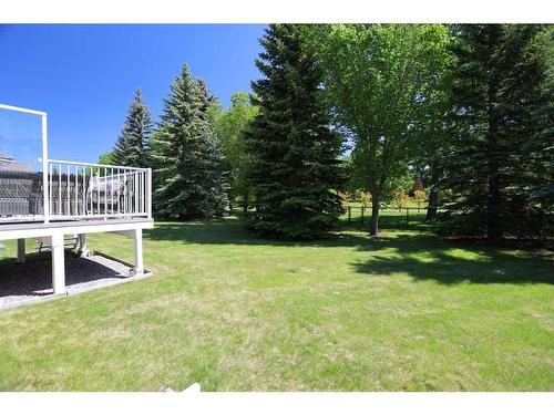 247 Hamptons Park Nw, Calgary, AB - Outdoor