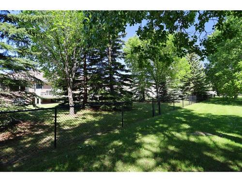 247 Hamptons Park Nw, Calgary, AB - Outdoor