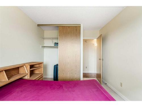 1204-5204 Dalton Drive Nw, Calgary, AB - Indoor