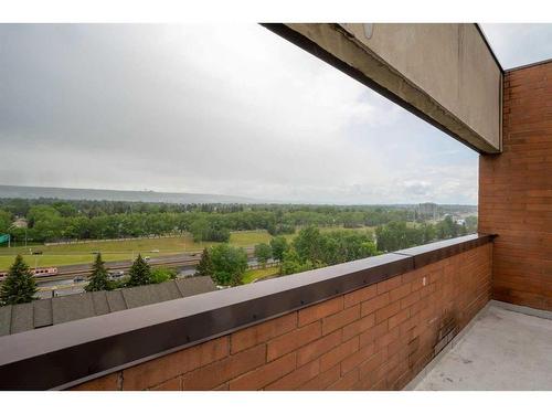 1204-5204 Dalton Drive Nw, Calgary, AB - Outdoor With View