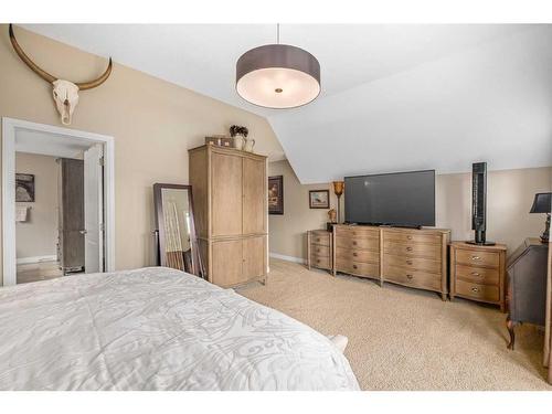 462 Mahogany Terrace Se, Calgary, AB - Indoor Photo Showing Bedroom