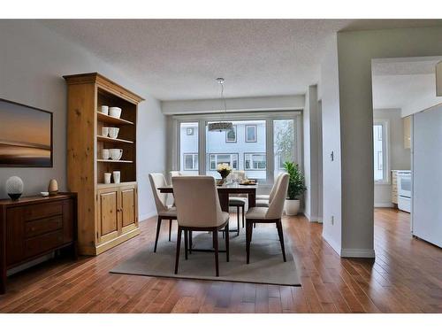 205 Coachway Lane Sw, Calgary, AB - Indoor Photo Showing Dining Room