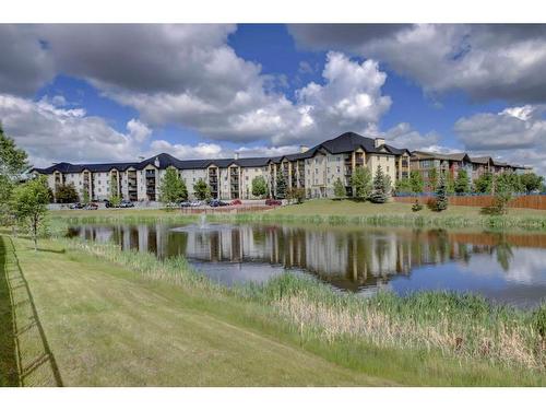 8423-304 Mackenzie Way Sw, Airdrie, AB - Outdoor With View