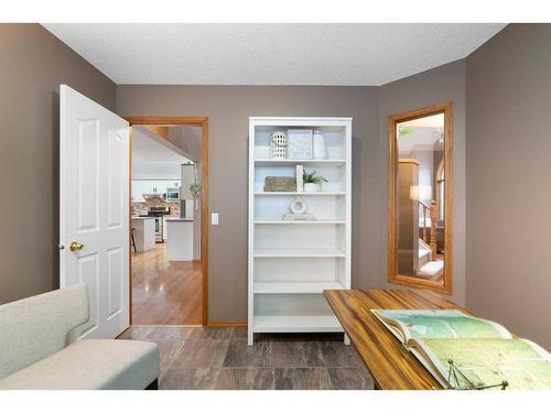 128 Citadel Park Nw, Calgary, AB - Indoor Photo Showing Other Room